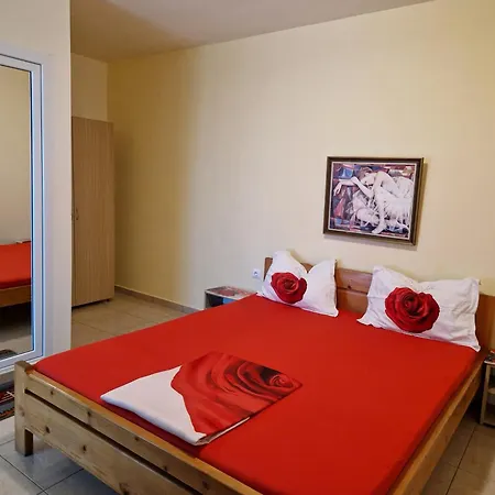 Casa Nicolas Costinesti